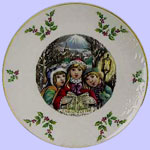 Royal Doulton Annual Christmas Plate - Young Victorian Christmas Carollers